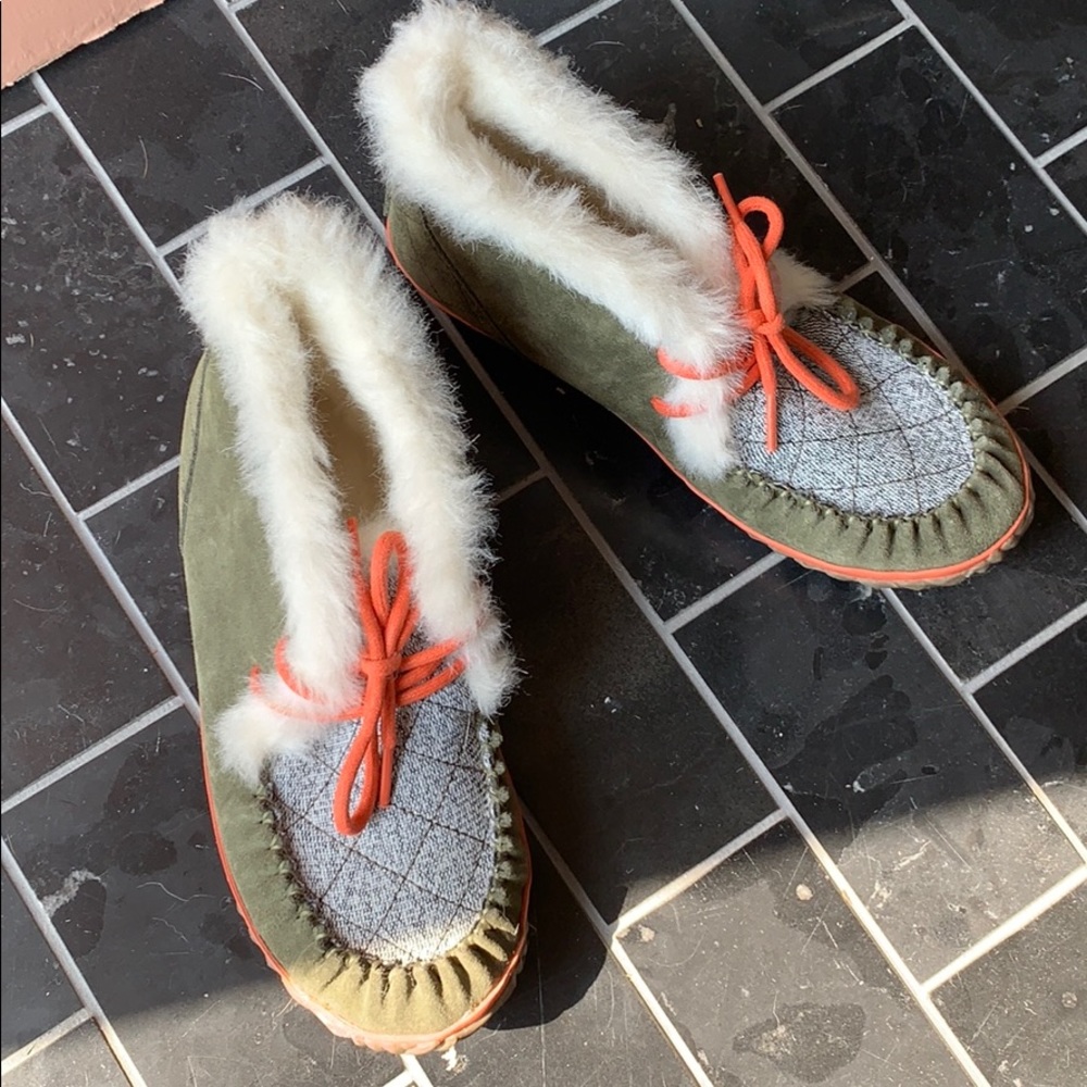 Sorel Moccasin Boots